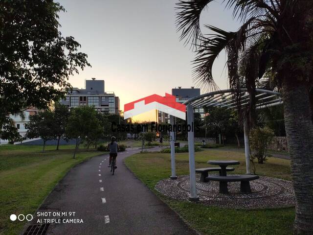 #20 - Casa para Venda em Florianópolis - SC - 1